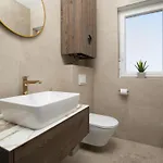 Oasis Mit Beheiztem Pool- 700 M Vom Entfernt By Interhome Hébergement de vacances *