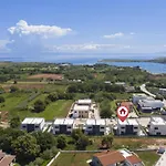 Hébergement de vacances Oasis Mit Beheiztem Pool- 700 M Vom Entfernt By Interhome *