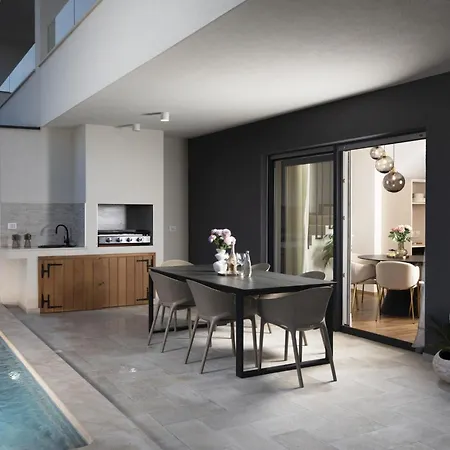 By Interhome